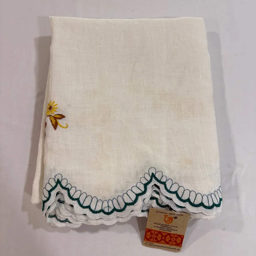 Vintage USSR Belarus Embroidered Tablecloth NOS Soviet Folk Linen 89x54 Tag